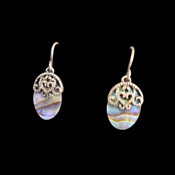 Elegant Silver and Blue Abalone Jewelry Set - Picture 3 of 5